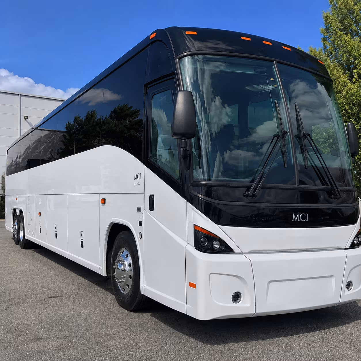 corporate shuttles to fort worth arlington and dfw for mansfield teams