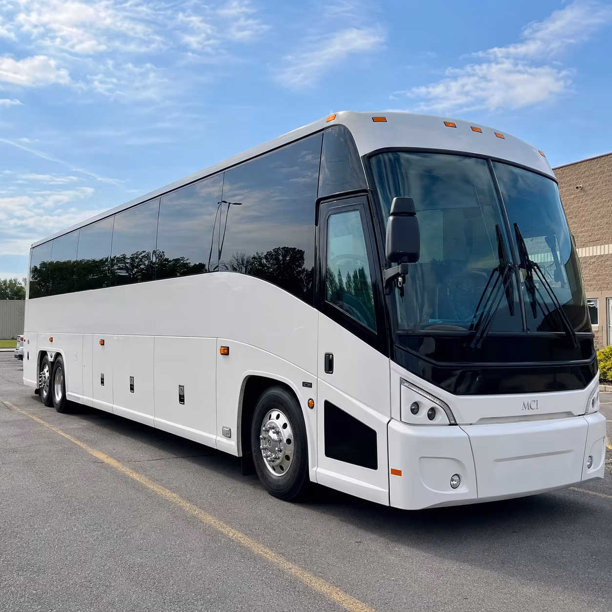 mansfield charter bus rental fleet