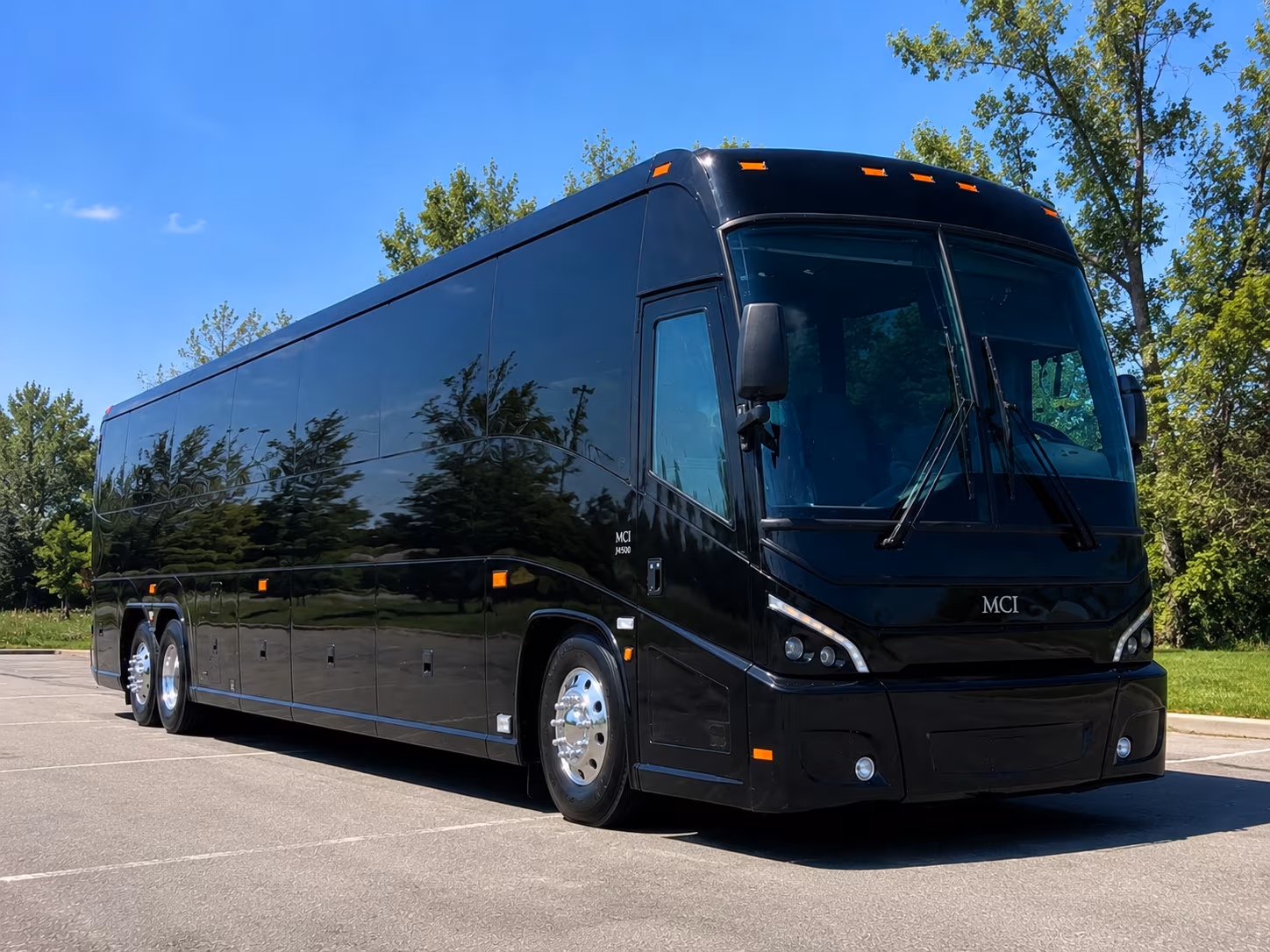 shuttle your guests between arlington hotels and your mansfield venue